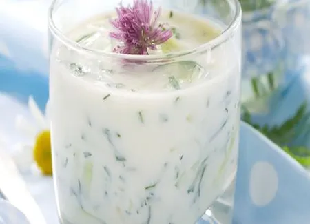 Soupe froide de concombre