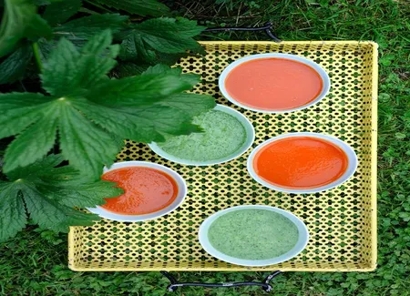 Soupe rouge glacée