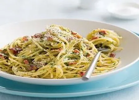 Spaghetti au bacon et cheeseburger