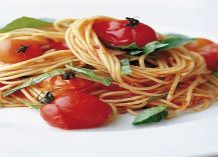 Spaghetti aux tomates-cerises grillées