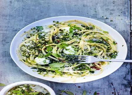 Spaghettis, pesto cajou-épinards