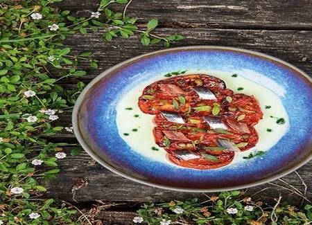 Steaks de tomates, lait de mozzarella