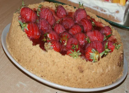 Strawberry-lime cheesecake