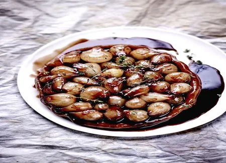 Tarte tatin aux oignons grelots