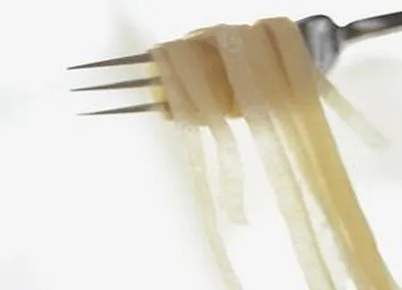 Tagliatelles à la morue séchée et aux haricots blancs