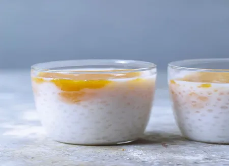 Tapioca au lait de coco et coulis exotique