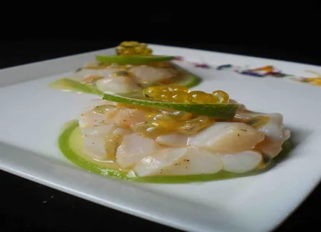 Tartare saint-jacques pomme passion