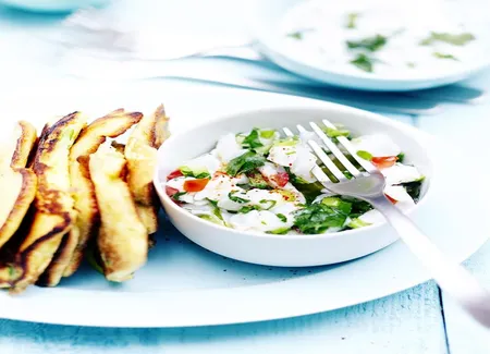 Tartare de poisson et pancakes aux légumes