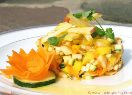 Tartare multicolore à l'émulsion de pomme