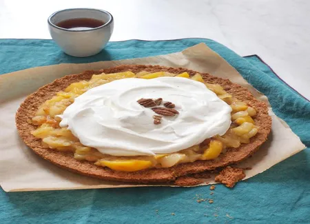 Tarte aux noix de pécan et fruits rôtis
