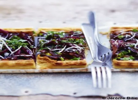 Tarte aux oignons rouges
