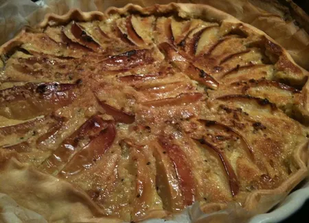 Tarte aux pommes et à la crème amande et kiwis
