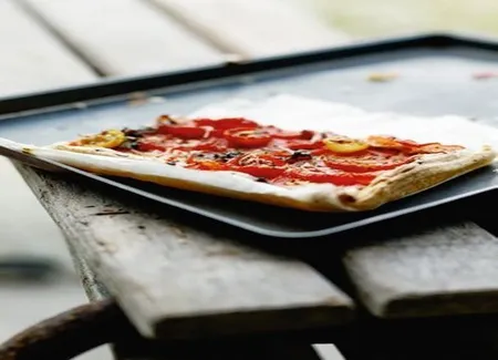 Tarte fine chèvre et tomates