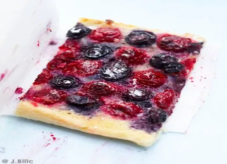 Tarte framboises et myrtilles