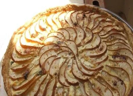 Tarte minute poires bacon roquefort