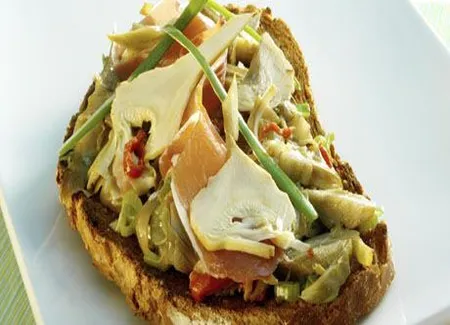 Tartine croquante d'artichauts