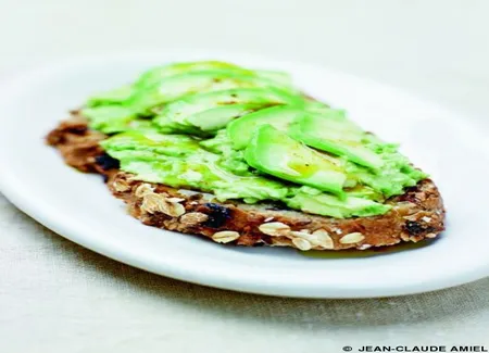 Tartines d'avocat à l'huile de curry