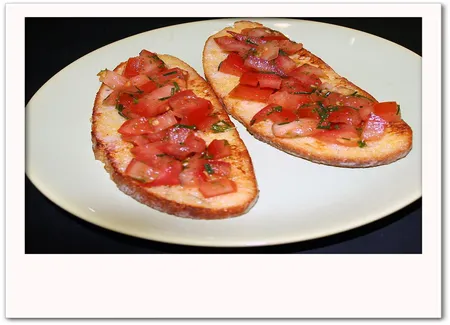 Tartines de pain perdu à la tomate