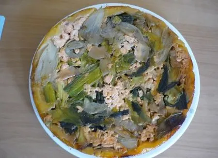 Tatin aux endives, aux poireaux, et au saumon caramélisé au chèvre