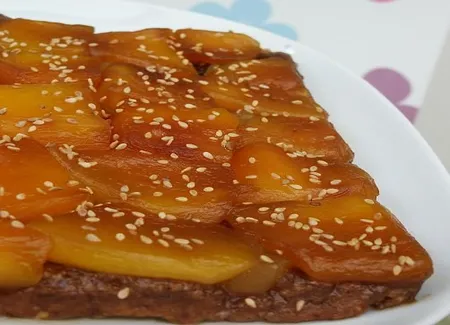 Tatin de potiron au miel et ssésame doré