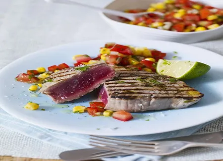 Thon sauté au basilic et tomates séchées