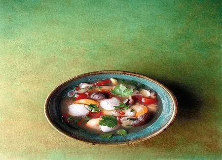 Tom yam aux coquilles saint-jacques