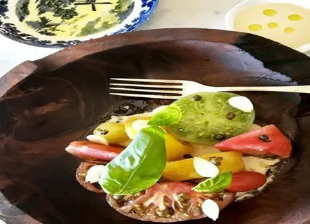 Tomates al tonnato