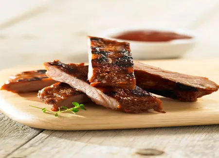 Travers de porc grillés au miel et curry