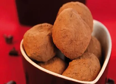 Truffes au chocolat aux raisins