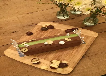 Bûche sans gluten marron, châtaigne, matcha