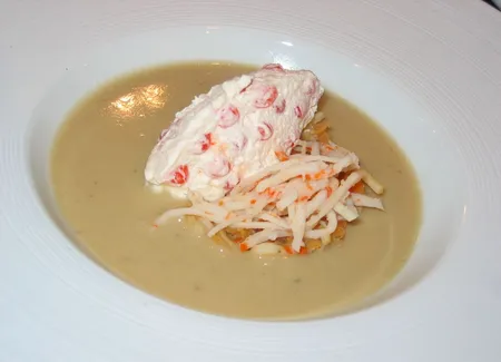 Velouté de lentilles et chantilly saumonée