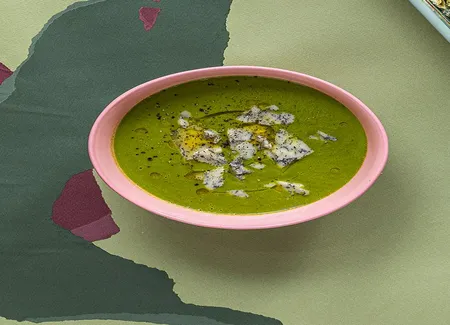 Velouté épinards, petits pois, bleu