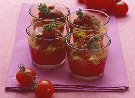 Verrines de boeuf aux tomates