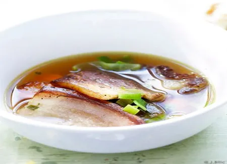 Bouillon au lard