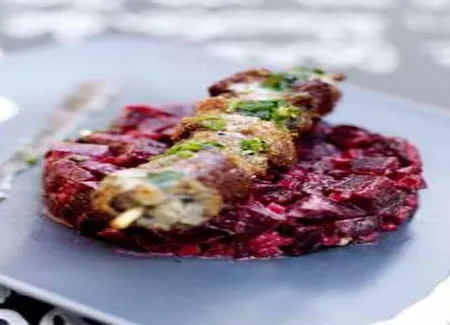 Brochettes de petit-gris et rémoulade de betterave