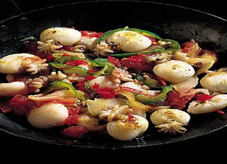 Chipirons sautés à la luzienne