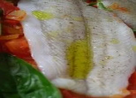 Filet de plie sauce tomate-basilic