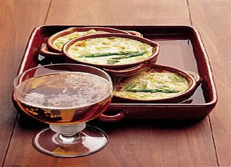 Flans d'asperges vertes à la bière