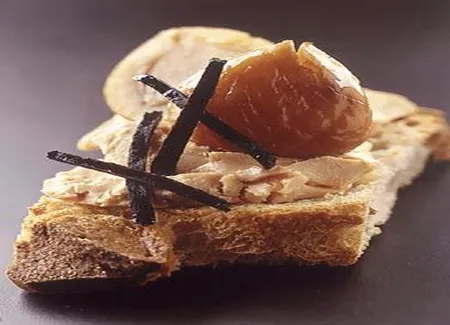 Pain de campagne, foie gras et marrons