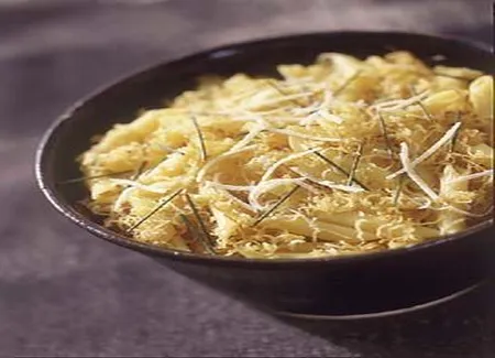 Penne au radis noir croustillant
