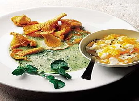 Poêlée de girolles et purée de cresson