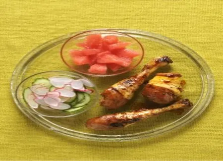 Poulet, pamplemousse et crudités