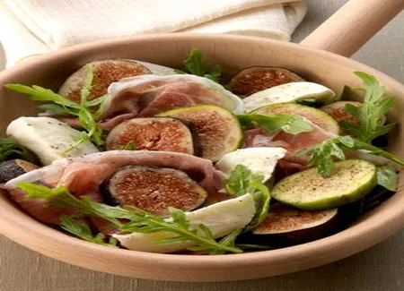 Salade aux deux figues