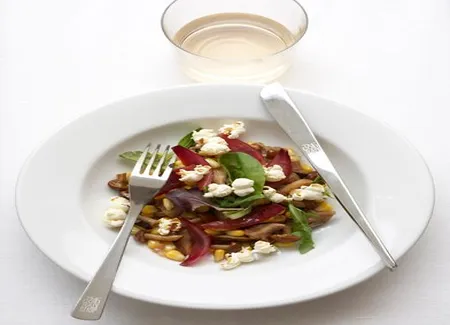 Salade champignons, maïs, pop-corn
