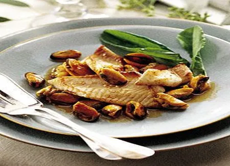 Soles juste saisies, petite poêlée de moules