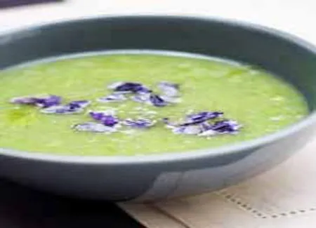 Soupe verte a la mauve