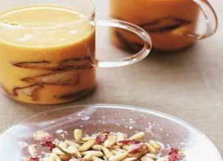 Velouté potiron-cèpes à la rose