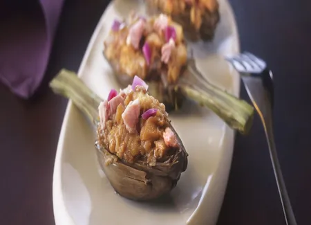 Artichauts farcis "barigoule"