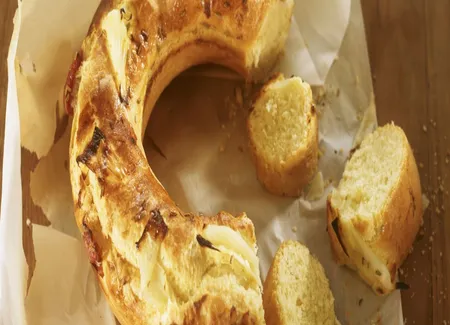 Brioche à l'oignon doux des cévennes et carvi