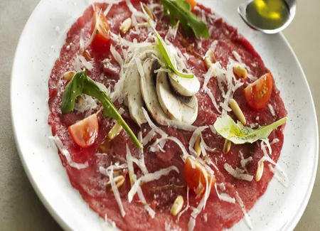 Carpaccio de bœuf et parmesan